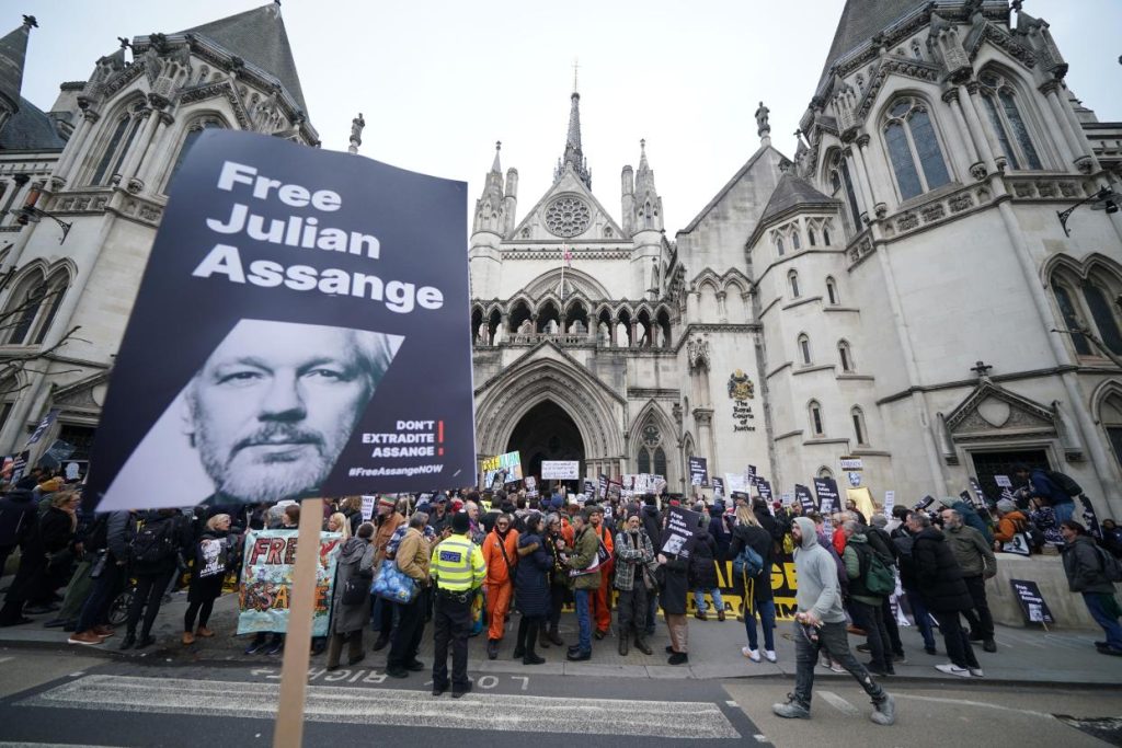 free assange